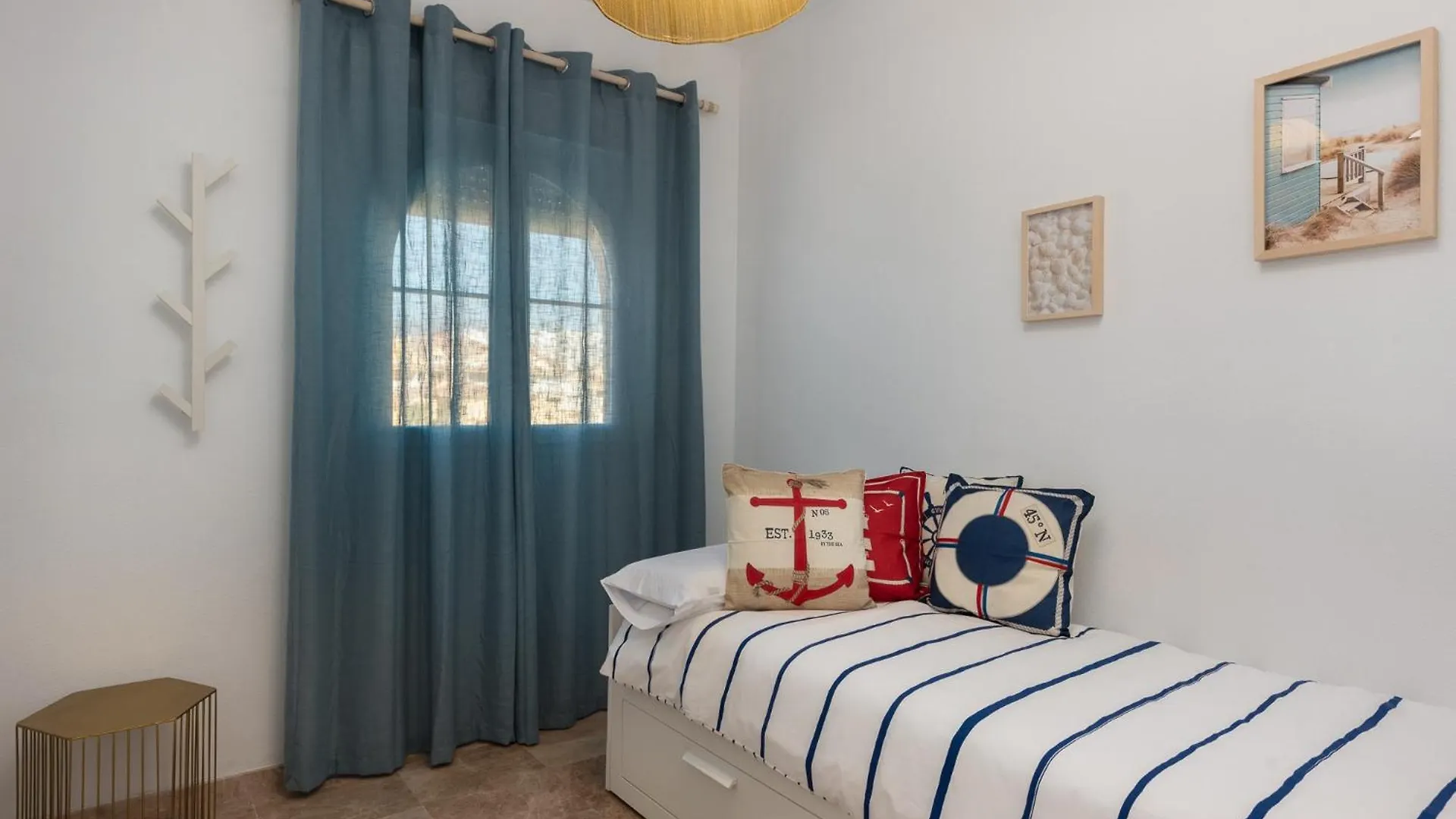 Terrace By The Sea Penthouse & Puerto De Estepona Spain