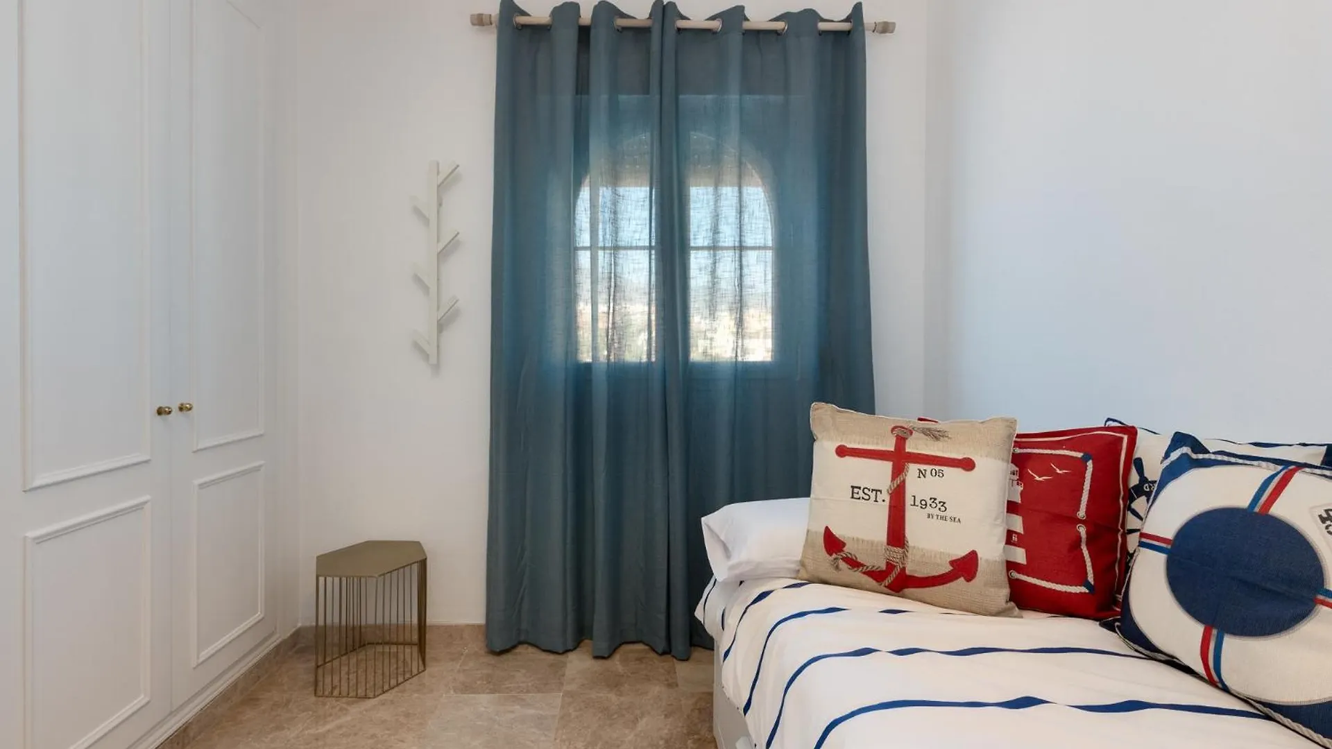 Terrace By The Sea Penthouse & Puerto De Estepona Spain
